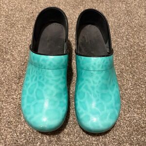 Sanita Professional Danish Clogs Turquoise Teal Patent Leather Pattern Size 42